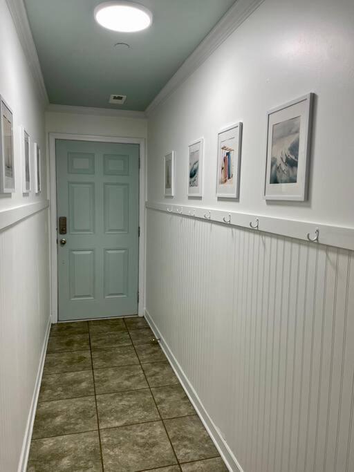 3 Bedroom Condo, Ocean Views & Short Walk To Beach! Oak Island Exteriör bild